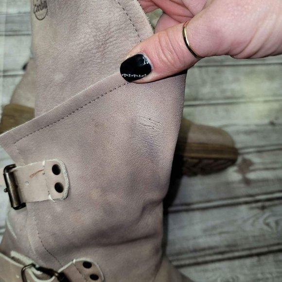 Coolway Alida Pink Leather Slouchy Dual Buckle Boots - Picture 6 of 8